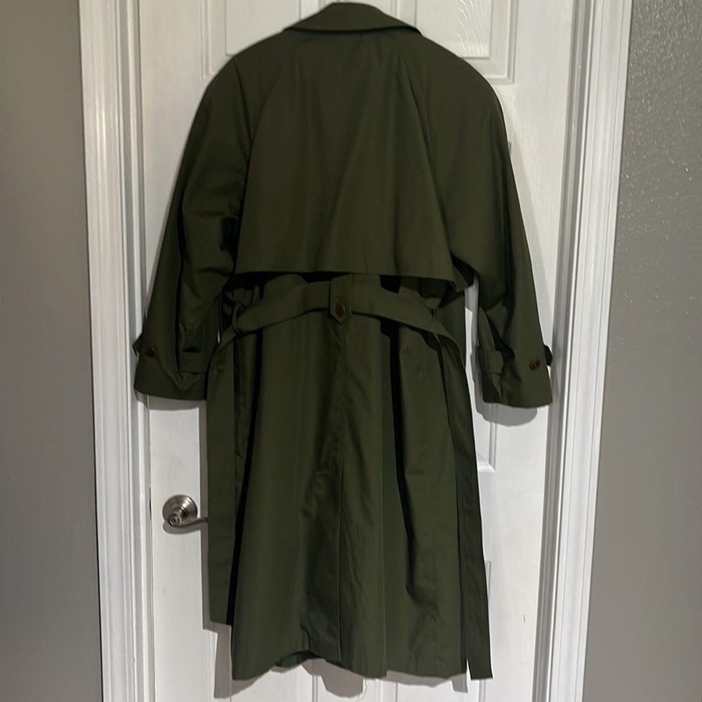Vintage women’s trenchcoat with removable lining - Picture 4 of 8